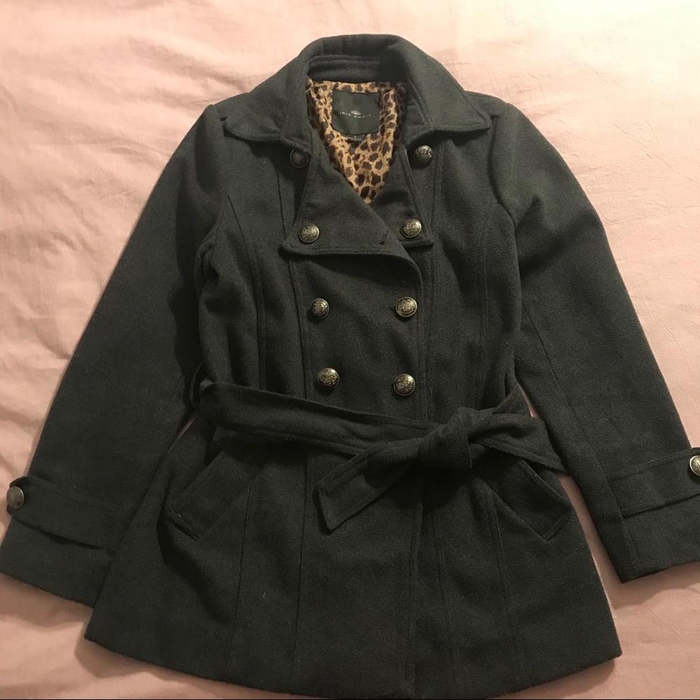 Fitted Grey Peacoat with Cheetah Print Lining